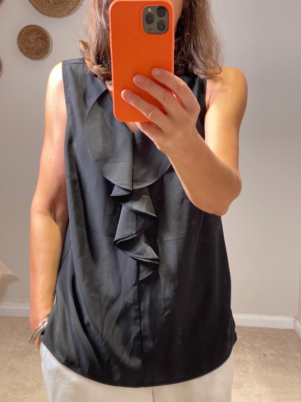 Chico's ruffled front V collar black sleeveless blouse women S (0)